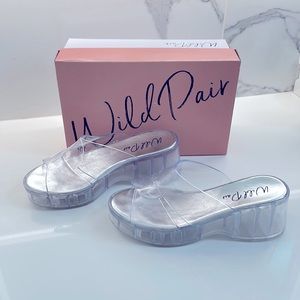 Wild Pair - Grenadap Clear Jelly - Size 8